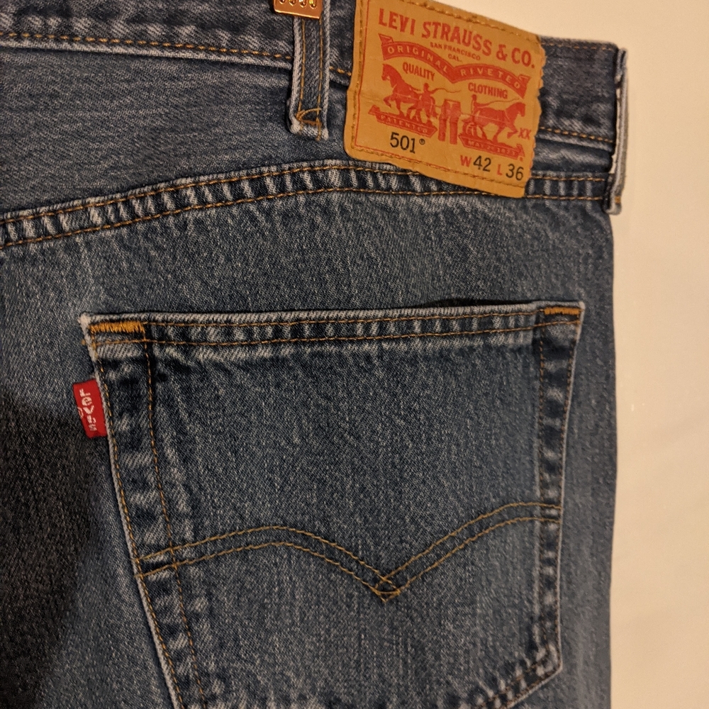 Vintage Button-Fly Levi 501's 42W 36L